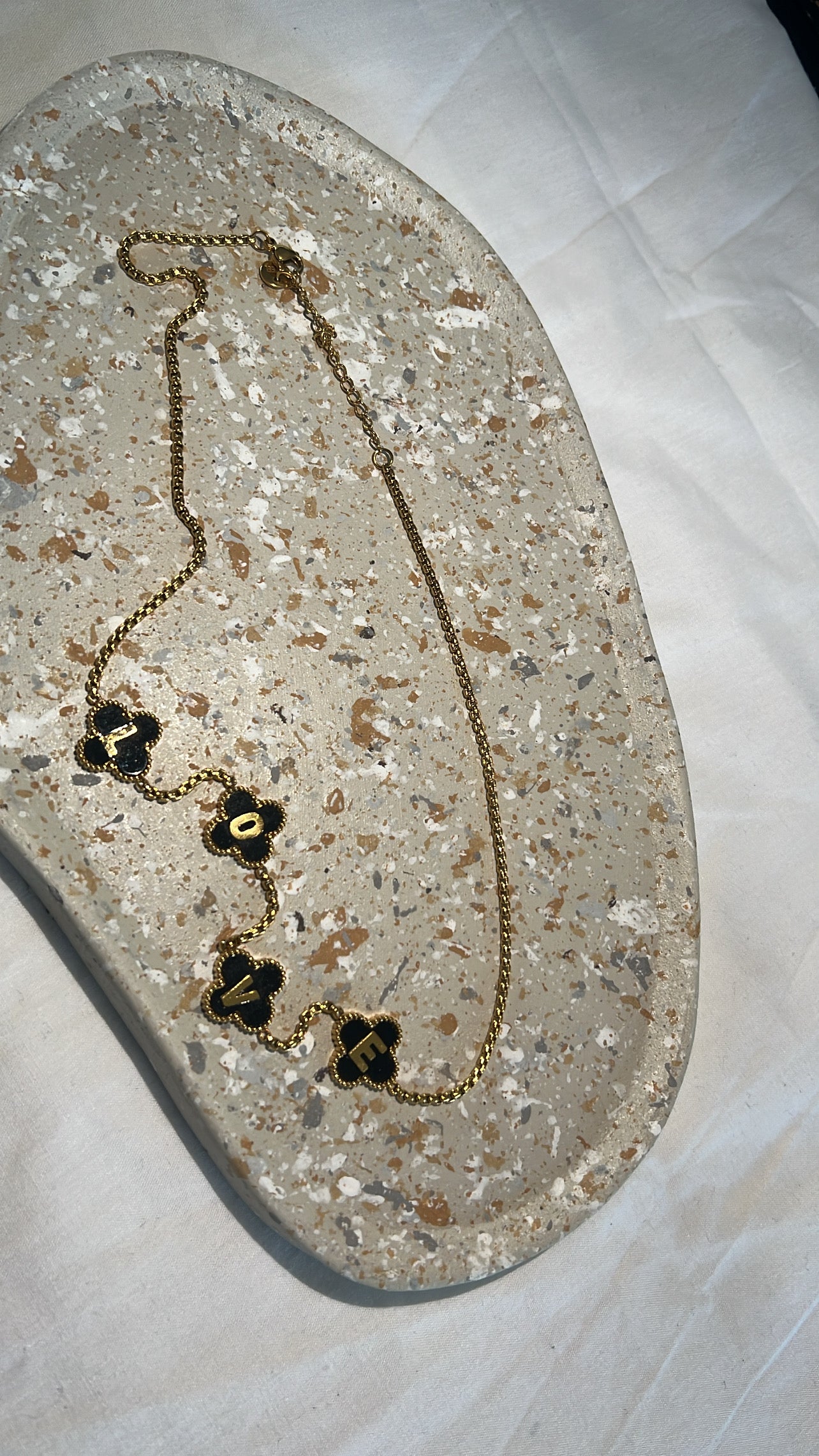 Tu es charmante Necklace